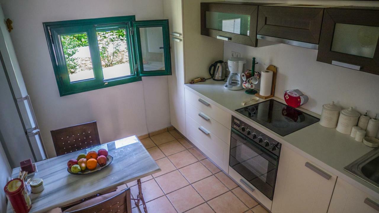 Sylvia'S Guest House Kavrokhorion Esterno foto